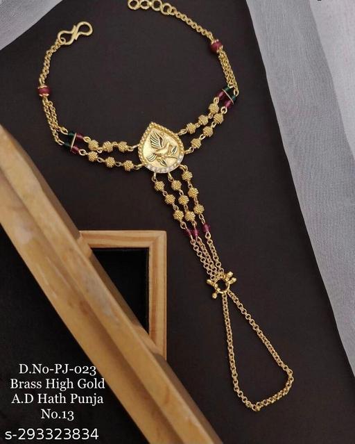 Women Stylish Hath Panja