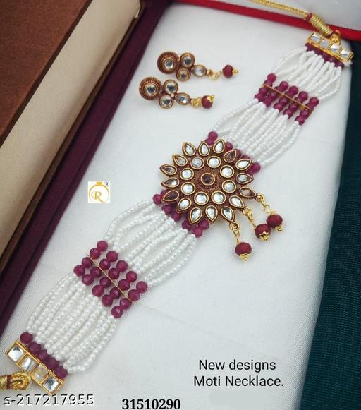 Sizzling-Graceful-Women-Jewellery-Set