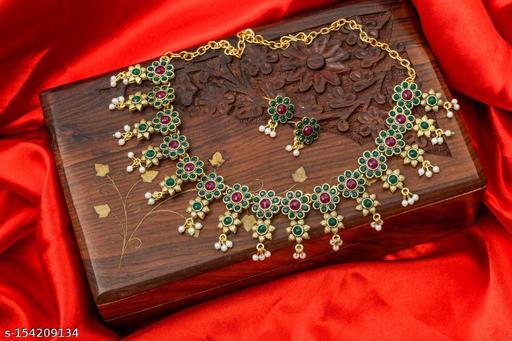 vamika-ent-Sizzling-Fency-Women-Jewellery-Sets