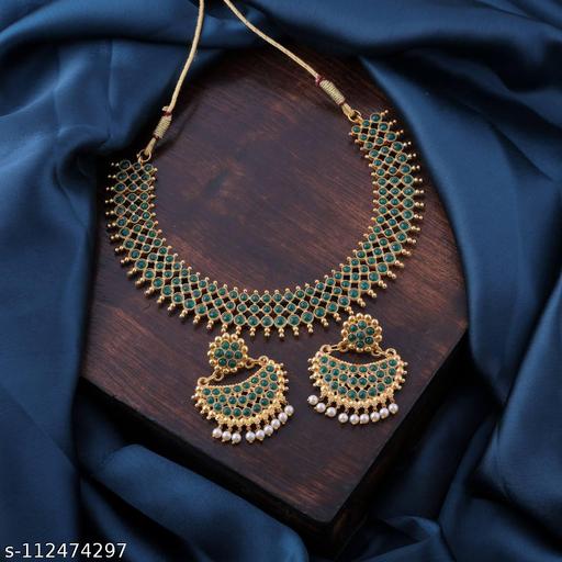 FANCY-DIAMOND-JEWELRY-SET-FOR-WEDDING