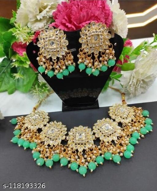 Shimmering-Colorful-jewellery-set