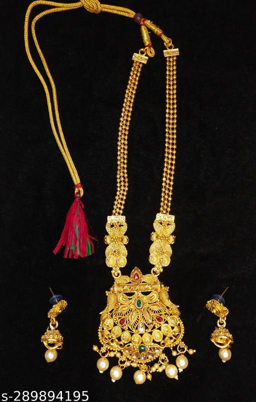 necklace-and-earring-golden-work