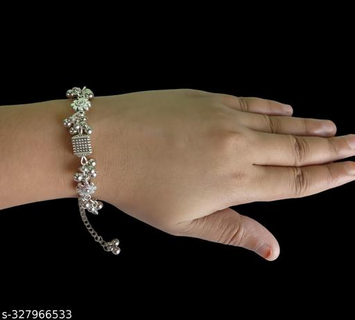 Silver plated bracelete for women and girl