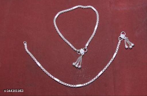 Silver Plated Stylish Anklets with white Ghungroo. Look Stunning and elegant Payal for Women & Girls.