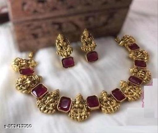Queen-Art-Laxmi-Mahroon-Jewellery-set-With-Earring-For-Women