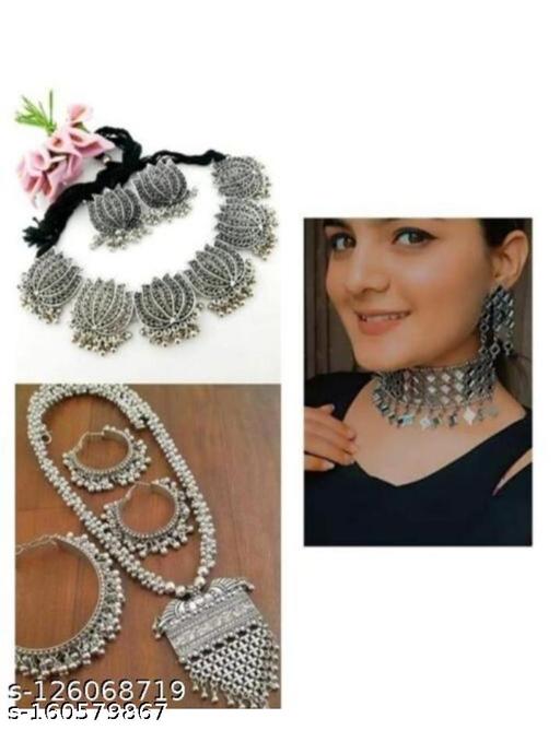 Sizzling-Glittering-Pendants-&-Lockets