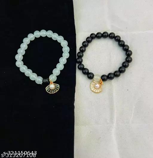 shall bracelets blcak and white