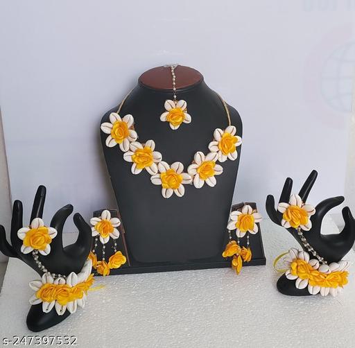 Priya-Impex-Artificial-Floral-Shell-Jewellery-Set,-1-Chain-Necklace,-2-Earrings,-2-Rings,-2-Bracelet-&-1-Maang-Tikka-for-Women-&-Girls-for-Mehndi,-Haldi,-Wedding,-Godbharai,-Bridal--Yellow-Flower-White-Shell