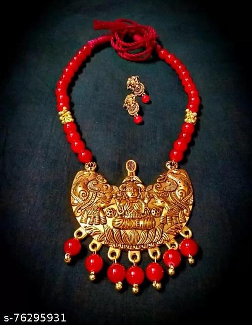 Necklace-set-from-Aarani