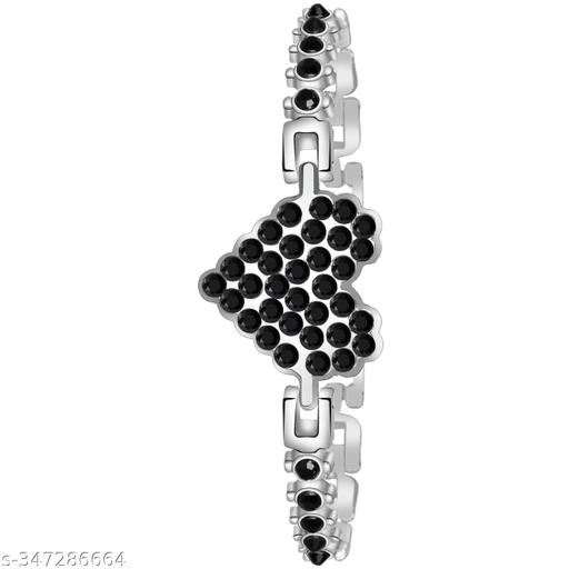 Most Selling Latest Trending BLACK Heart Bracelet for Girls, Ethnic Partywear, Festive, Girls Accessory, Silver Bracelet, Stone Bracelet, Gift, Best Quality, Designer Bracelet, Trendy Jwellery for Women. (Pack of 1)