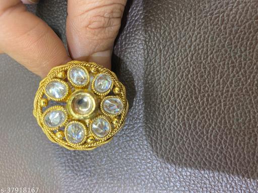 Twinkling Graceful Women Toe Rings