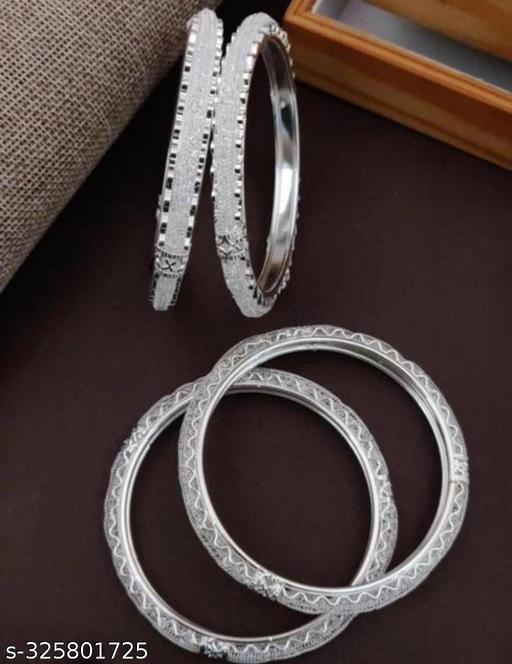 Trending Fashion Metal Bangles