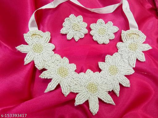 White-Cry-Choker-and-Earring