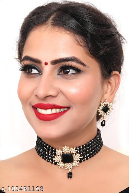 Puni-Black-Flower-5-line-jewellery-set