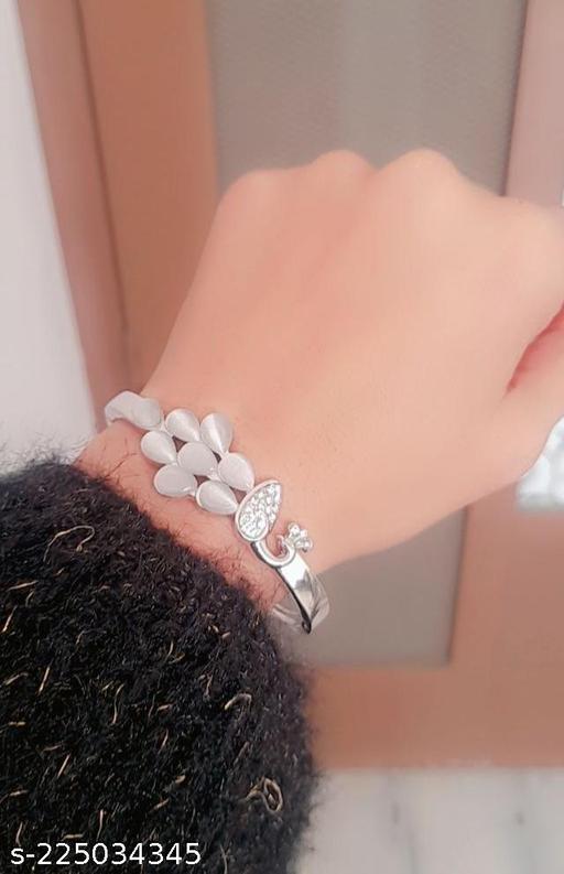 Trending Openable Silver Bracelet, High Quality