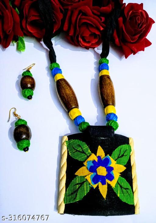 Handmade-Jute-Work-with-Kori-Stylish-Elegant-Fashionable-Jwellery-for-Women-and-Girls.