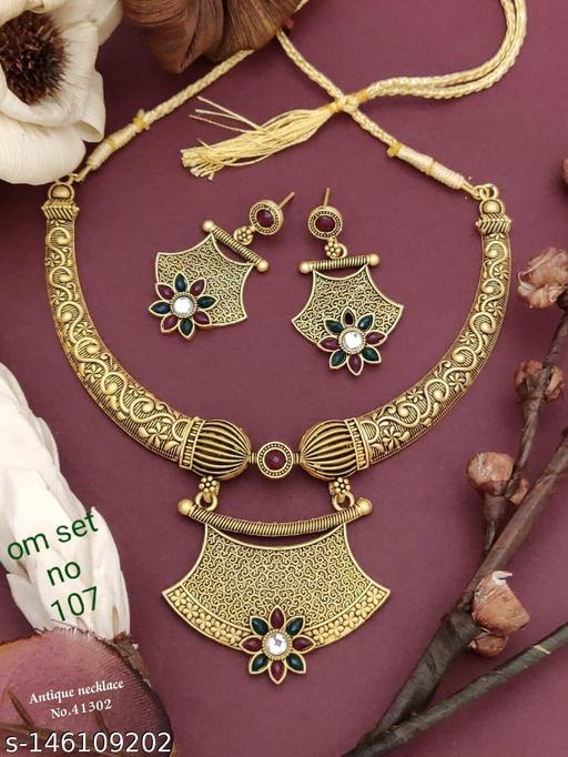 Shimmering-Fancy-Women-jewellery-set
