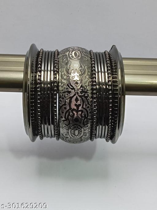 Metal Bangle Set