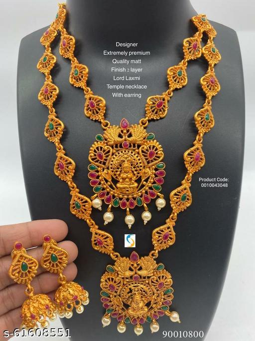 BEAUTIFUL-NECKLACE-WITH-EARRING