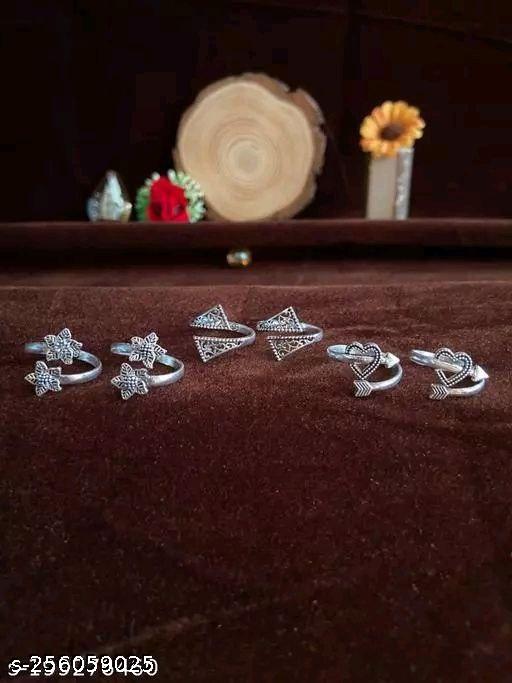 toe rings for women combo toe ring set toe rings for women toe rings for women silver toe ring silver toe rings toe ring slippers for women toe rings simple toe rings silver OXIDIZED NEW SILVER ALLOY FANCY TOE RING FOR GIRLS AND WOMAN ?
