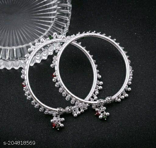 Sizzling Fancy Women Anklate & Toe Ring