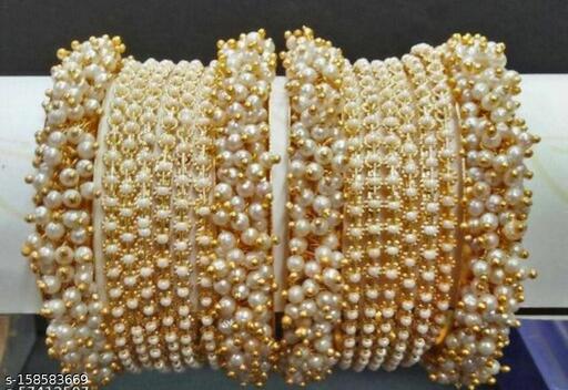 Kiaan creation peral kadde with beautiful hightlight bangales