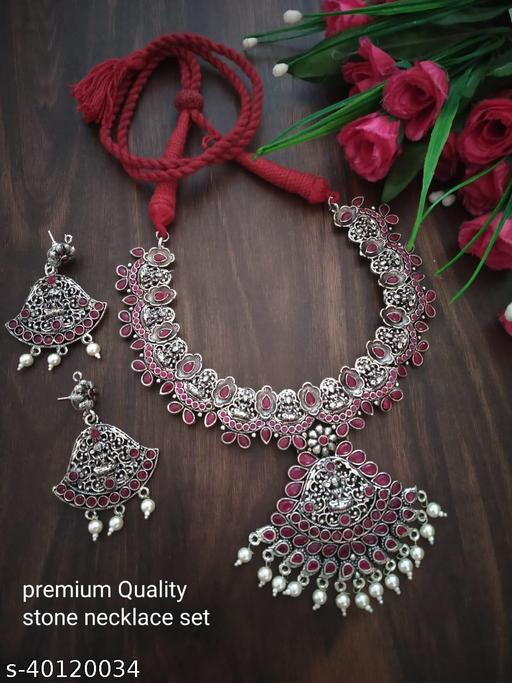 stone-necklace-set