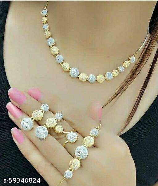 Jewellery-set-for-girls-and-women-for-all-occasion-and-for-gift-purpose