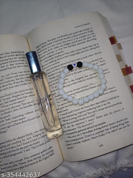 Unisex White bead bracelet