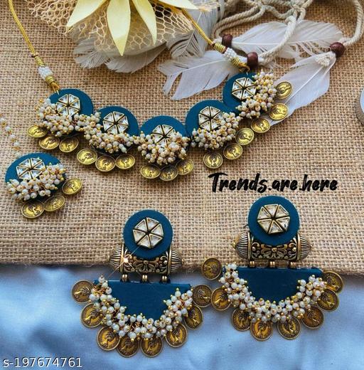 bule-fabric-jewellery